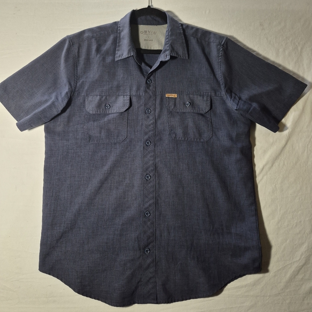 Orvis Short-Sleeve Button-Down Shirt in  Blue Medium